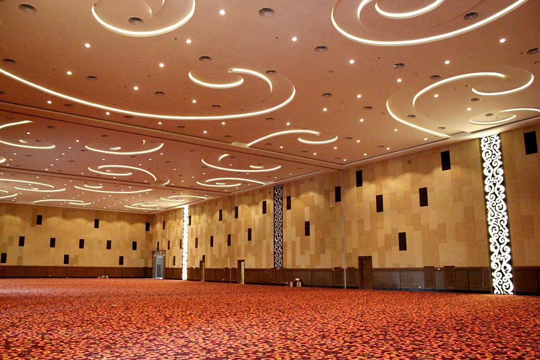 The Alana Yogyakarta Hotel And Convention Center Слеман Экстерьер фото